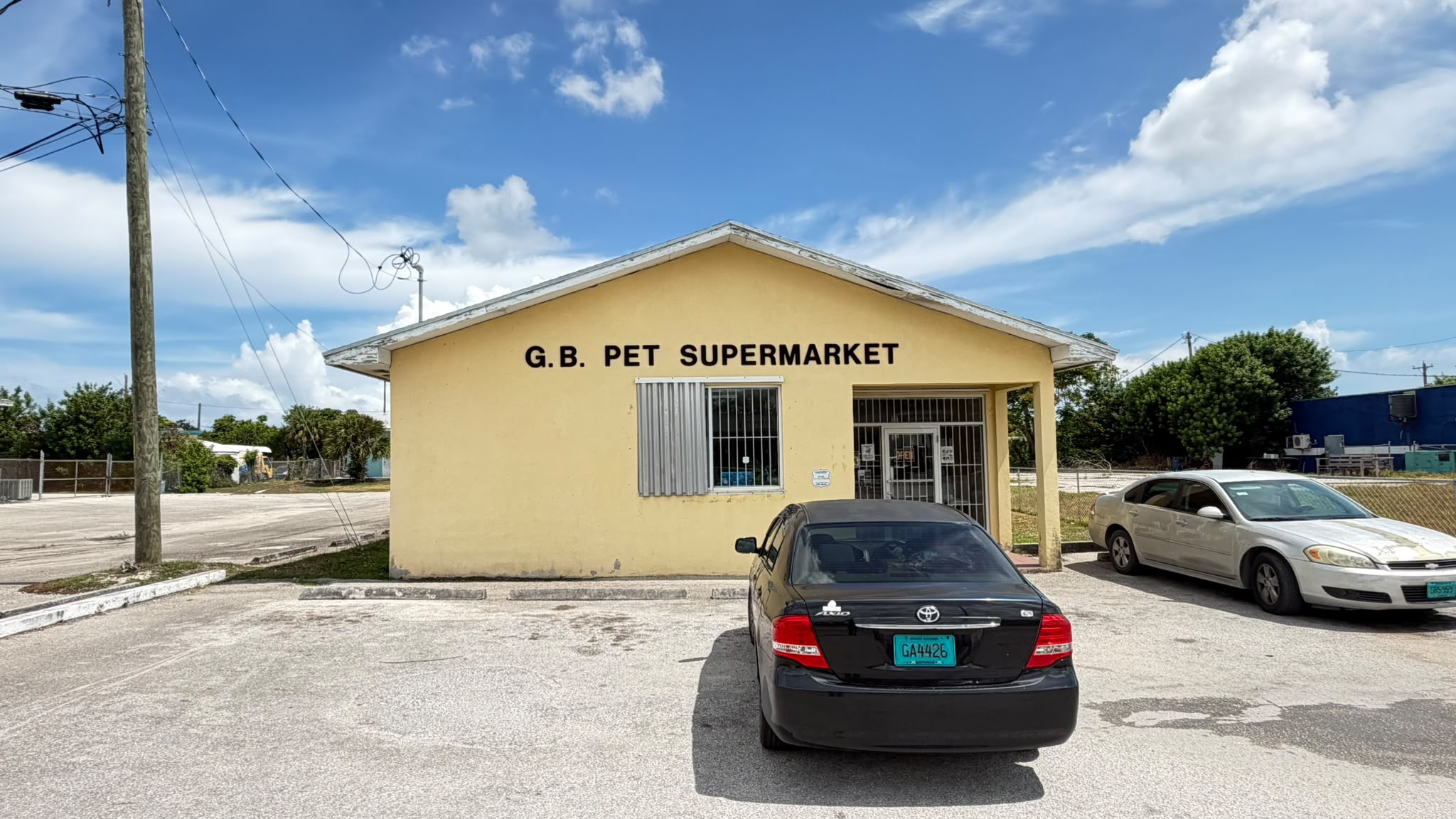 Photo of the front of G.B. Pet Supermarket